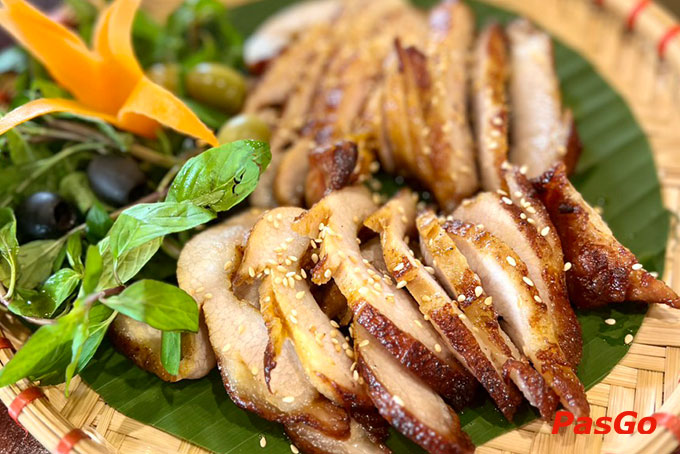 Vườn Nhậu Đào Duy Anh phù hợp tụ tập bạn bè, sum họp gia đình, tổ chức tiệc sinh nhật, liên hoan công ty 8