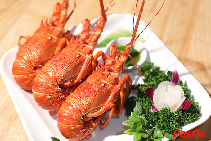 Max Beer Garden Phó Đức Chính - 2