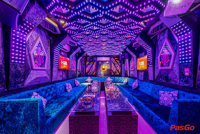 Karaoke ICOOL -  Cách Mạng Tháng 8 -10