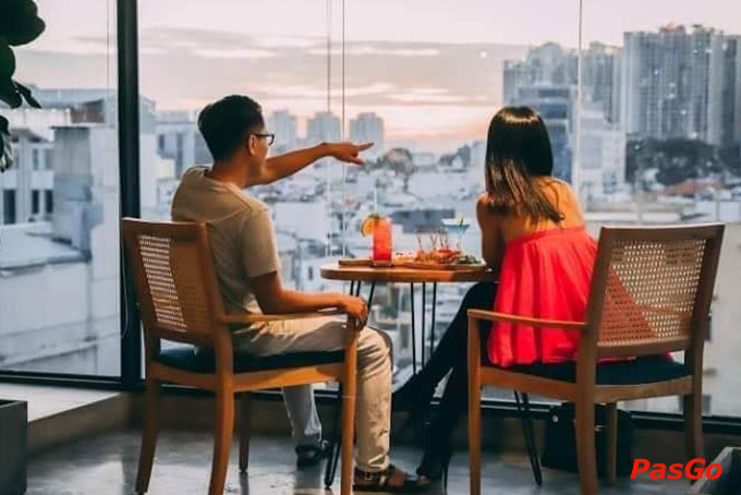 Top nhà hàng không gian lãng mạn cho dịp Valentine 14/2 ở TpHCM 5