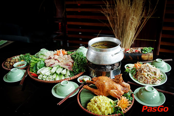 Top nhà hàng có phòng riêng Cầu Giấy 9