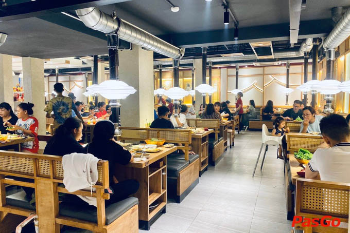 20+ nhà hàng phù hợp với nhóm bạn bè, đồng nghiệp ở Sài Gòn 7