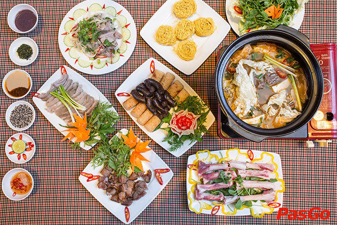 Top 10 quán ăn gần Cầu Rồng Đà Nẵng được người dân địa phương gợi ý 8