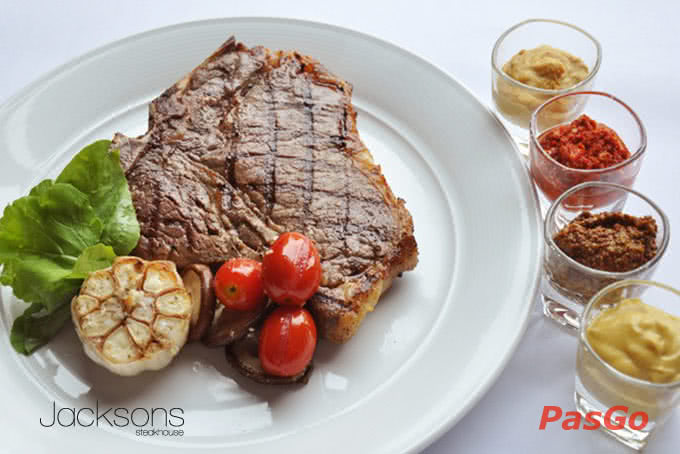 Top nhà hàng tổ chức tiệc Giáng Sinh lý tưởng nhất ở Hà Nội 9