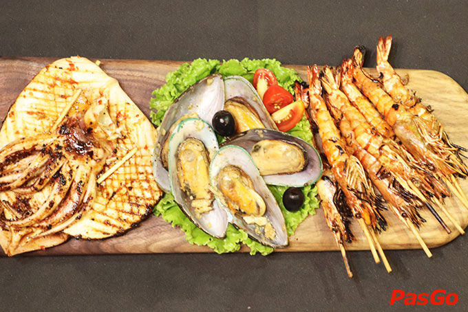 Lẩu Bà Thúy - Ngoại Giao Đoàn-10