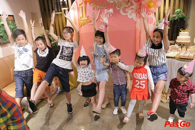 Nhà hàng Lẩu Hoa Vy Mai Hắc Đế 15