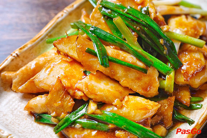 Nhà hàng Mong Kok Nguyễn Văn Cừ 7