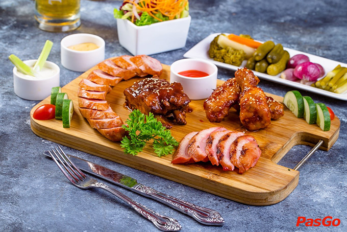Nhà hàng Olearys Bà Triệu 8