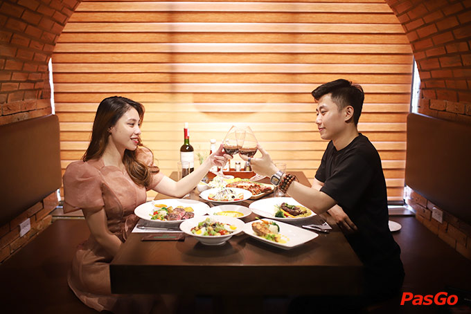 Nhà hàng Paradise Steak Trương Công Giai 12