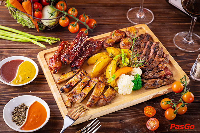 Nhà hàng Paradise Steak Trương Công Giai 6