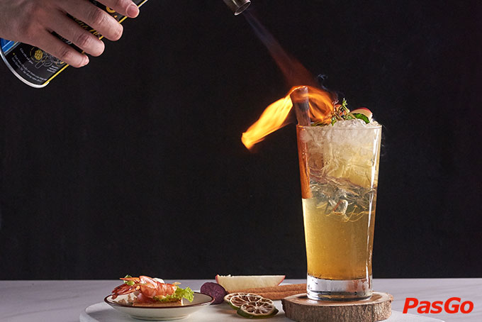 Propeller Rooftop & Bar - Bay Hotel-8