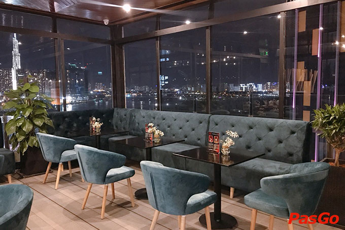 Propeller Rooftop & Bar - Bay Hotel-11