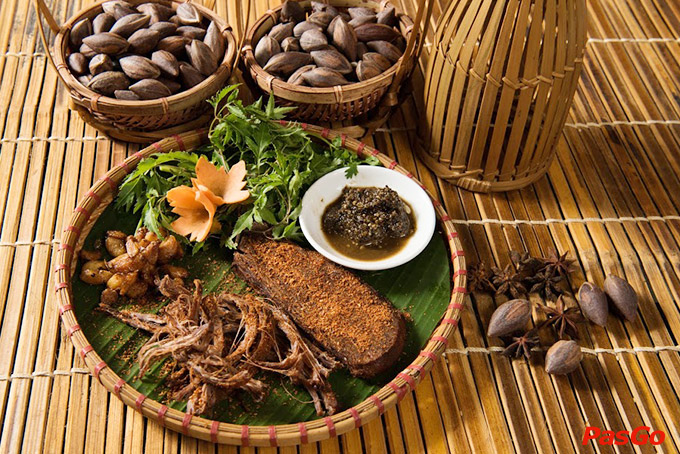 Quả Trám - Phùng Hưng-7