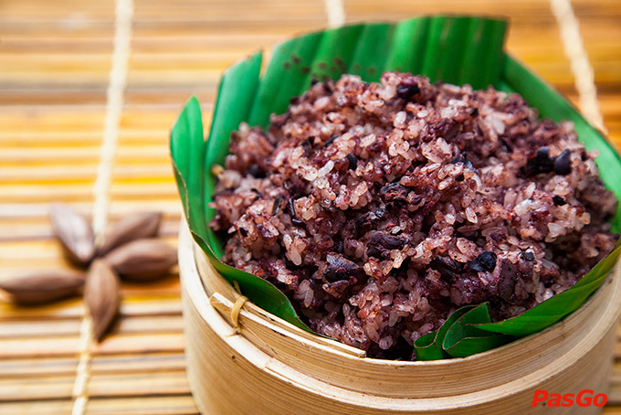 Quả Trám - Phùng Hưng-1