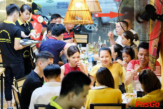 Nhà hàng Quành 6 Nguyễn Phong Sắc 19