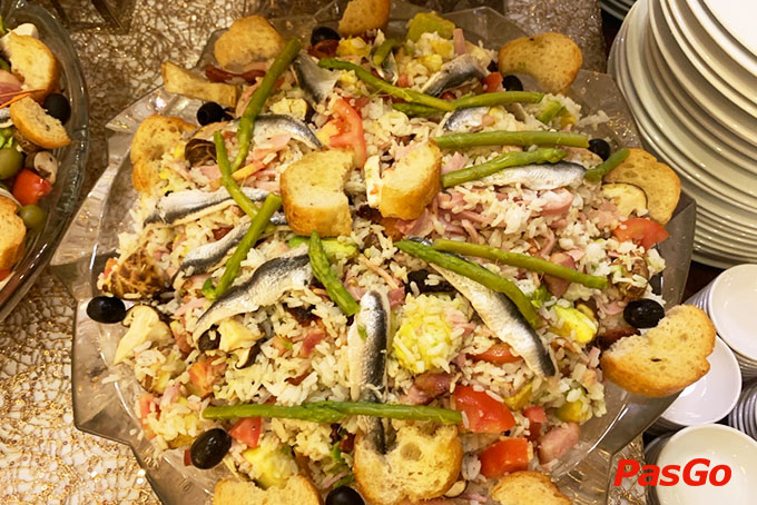 Roly Restaurant - Lê Lợi-6