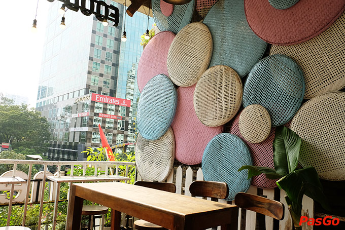 Nhà hàng Time Bistro Nguyễn Huệ 13