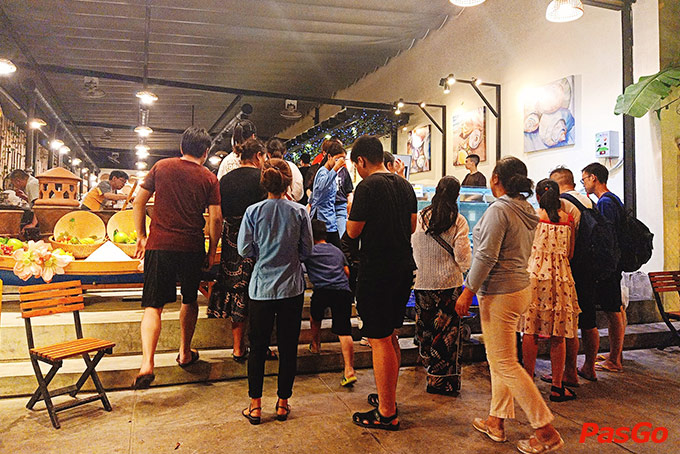 Xóm Hòn Chồng - Phạm Văn Đồng-1