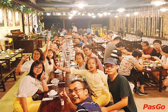 Xóm Hòn Chồng - Phạm Văn Đồng-3